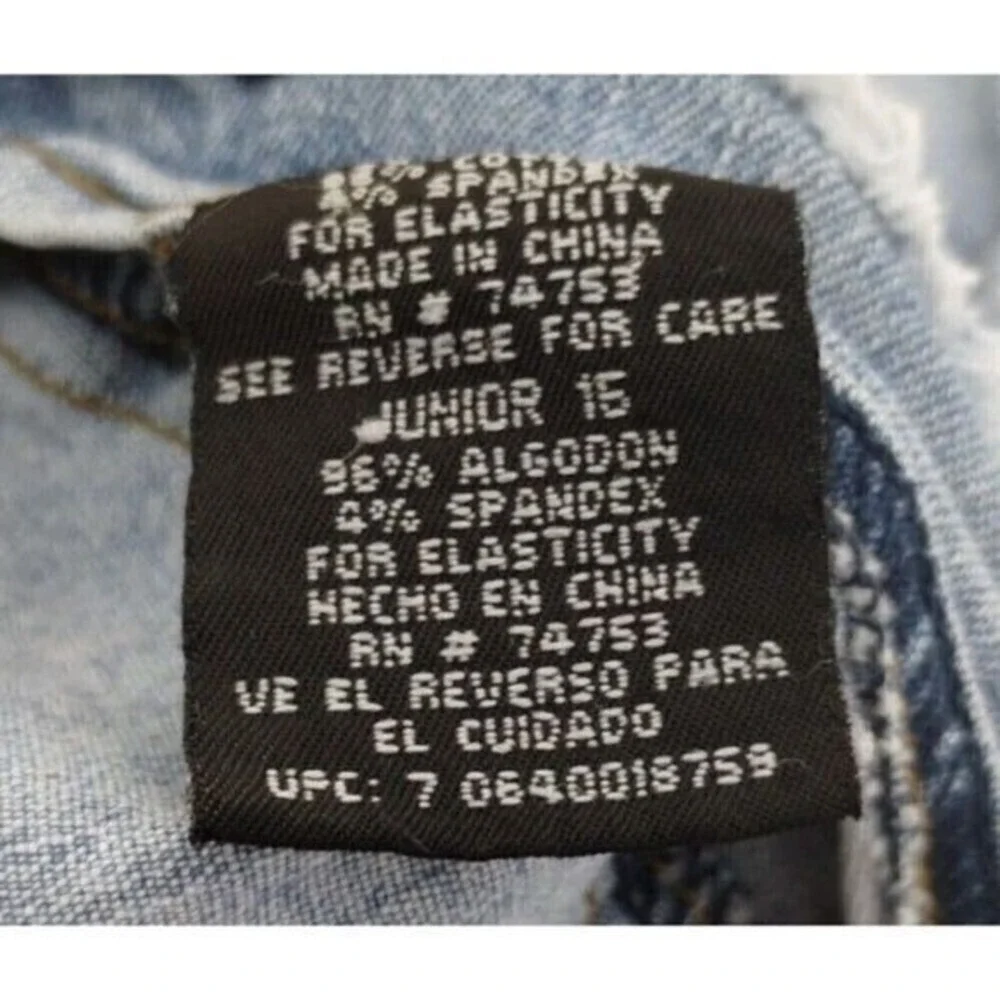 No Boundaries Denim Skirt Frayed Hem Light Wash Mini Skirt‎ Juniors Size15